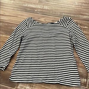 Black and white striped quarter sleeve shirt
